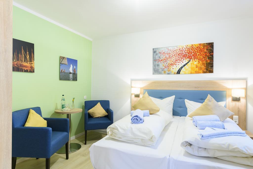 Hotel Boddenhus Garni Zingst Exterior photo